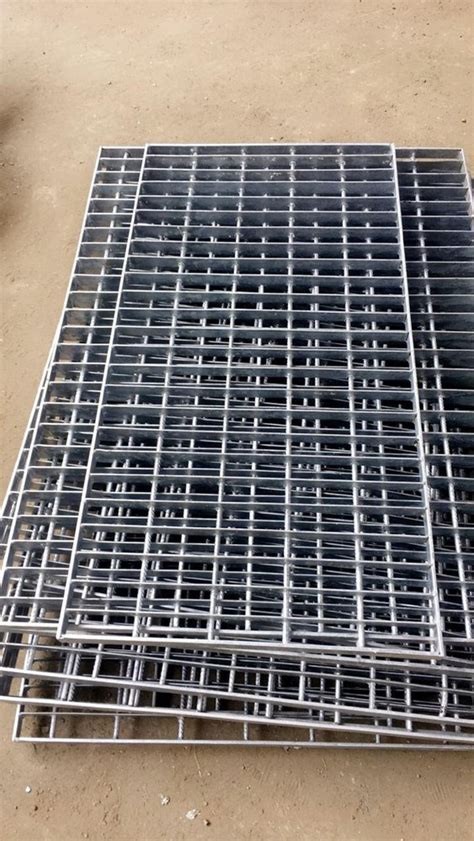 Ms Heavy Duty Drainage Grating At Kg Mild Steel Gratings In