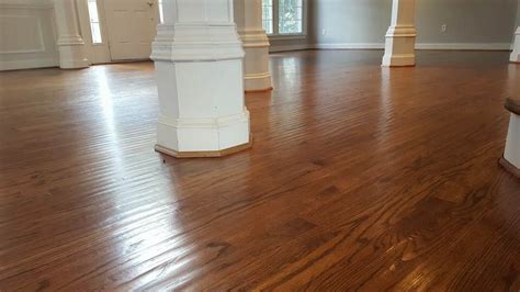 Hand Scraped Floors - Custom Wood Floor Installers