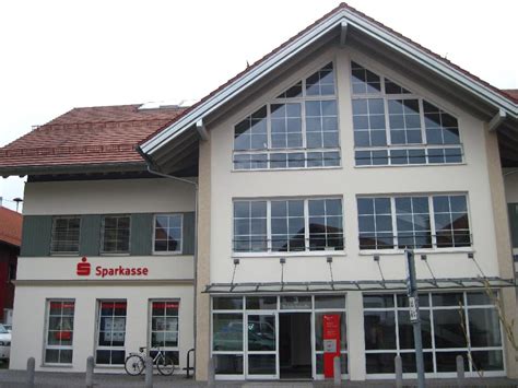 Schlüsselübergabe Bei Einigen Filialen Der Sparkasse Allgäu