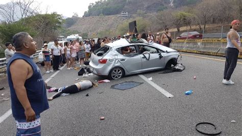 Tres Personas Muertas Y Diez Heridas En Cuatro Accidentes En La