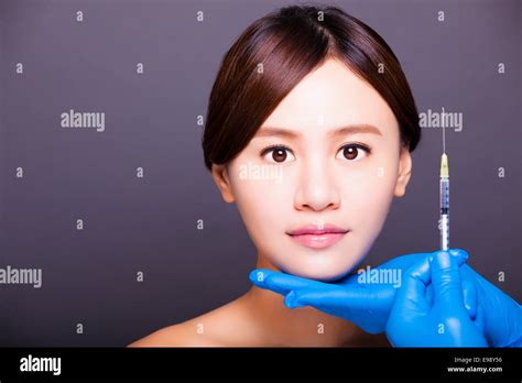 Mature Model Female Face Hi Res Stock Photography And Images Alamy