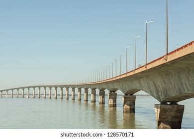 Godavari Evening Train Bridge Godavari River Stock Vector (Royalty Free ...