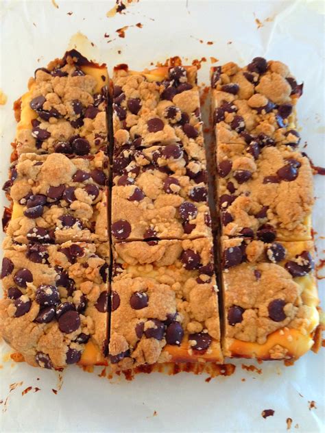 Cookie Dough Chocolate Chip Cheesecake Squares The Hungry Mum