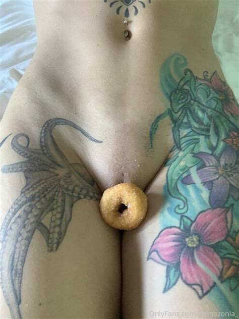 Goddess Damazonia Donut For Breakfast Porn Pic