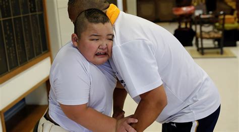 Meet 10 Year Old Kyuta From Tokyo An 85 Kilo Sumo Wrestler In Training