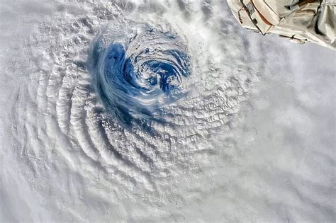 Intense Tropical Cyclone Freddy sets sights on eastern Africa
