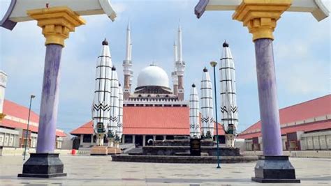 Imam Dan Khatib Salat Id 2024 Di Masjid Baiturrahman MAJT Dan Masjid