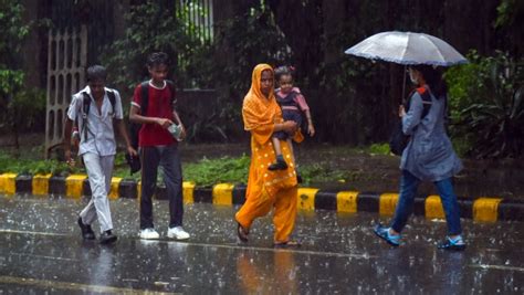 West Bengal Weather Forecast কোথাও ভারী কোথাও হাল্কা বৃষ্টি আগামী