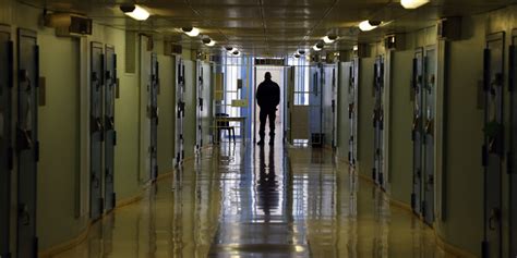 Prisons Nouveau Record De D Tenus En France Avec Personnes