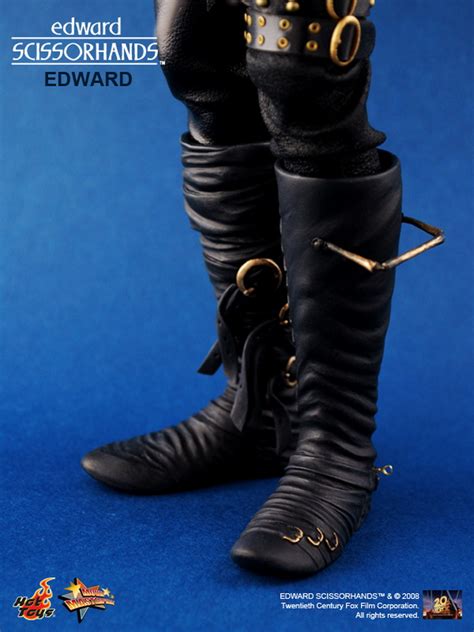 Hot Toys Announces Edward Scissorhands Collectible Figure Ybmw