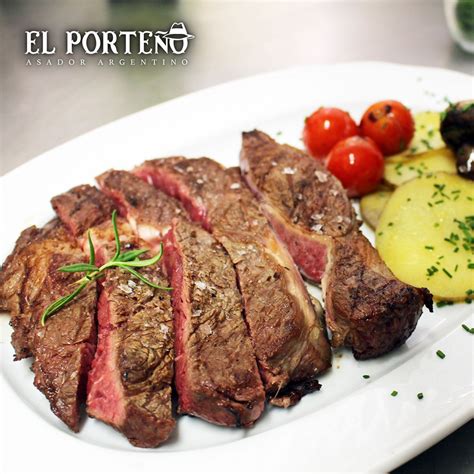 BIFE DE TERNERA A LA PARRILLA DE EL PORTEÑO LOMO ALTO Carnes a la