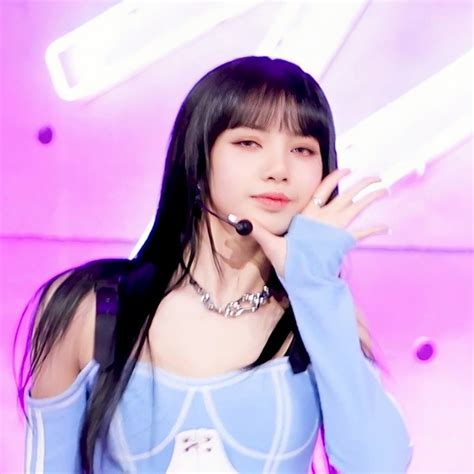 Shut Down Blackpink Lisa Facecam Sbs Inkigayo In