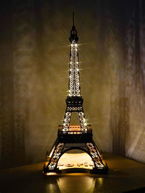 Rolife Tour Eiffel avec lumière Puzzle en bois 3D Veilleuse de