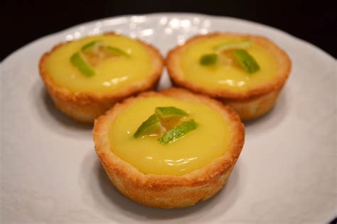 Mini Lemon Curd Tarts