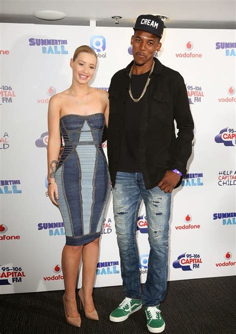 Celebrity Heights How Tall Are Celebrities Heights Of Celebrities