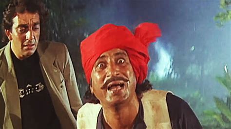 Arre Mama Aise Aankhein Faad Faad Ke Kya Bata Rahe Ho Sanjay Dutt