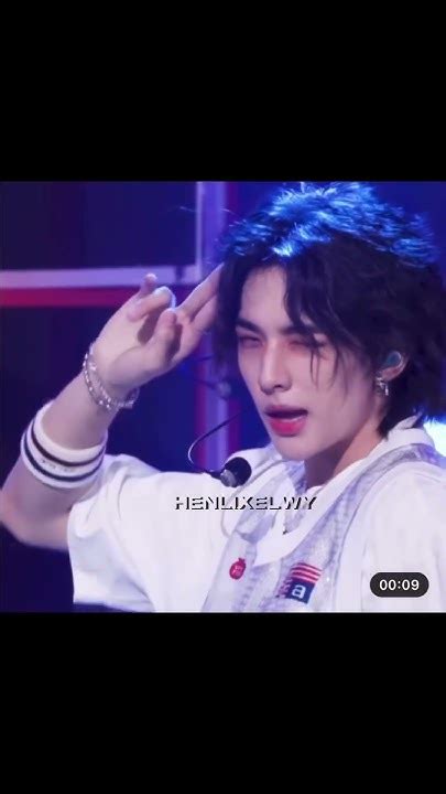 Хенджин эдит стрей кидс STRAY KIDS AND EDIT - YouTube