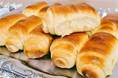 Pão caseirinho de fubá muito fofinho e delicioso perfeito para comer