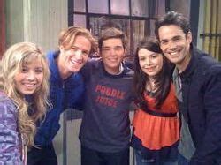 iMove Out | ICarly Wiki | Fandom