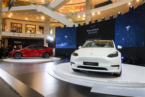 Tesla Model Y debuts in Malaysia - drivingMotion