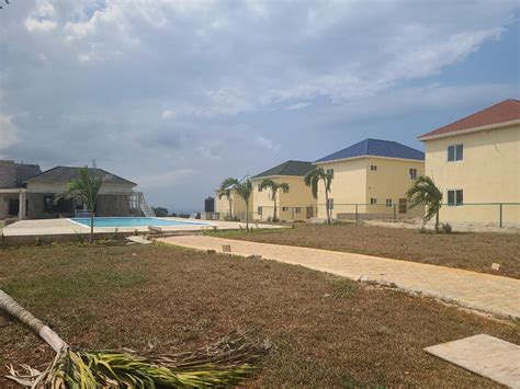 LANCEWOOD MEADOWS ST AN St Ann Ocho Rios