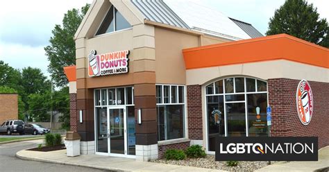 A Trans Dunkin Donuts Worker Said Customers Threatened To Kill Her But Her Boss Did Nothing