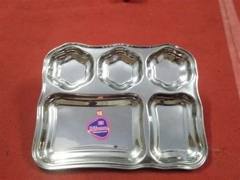 Silver Plain Stainless Steel 5 Compartment Plate For Home Hotels