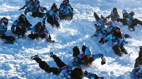 Un Viaje De Egresados A Bariloche Cuesta Y En Santa Fe Ganan