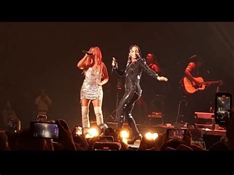 Alicia Keys Ft KAROL G No One En Vivo ALICIA KEYS WORLD TOUR