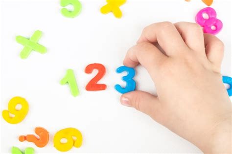 Premium Photo Preschool Math Classes With Kids Learning To Count