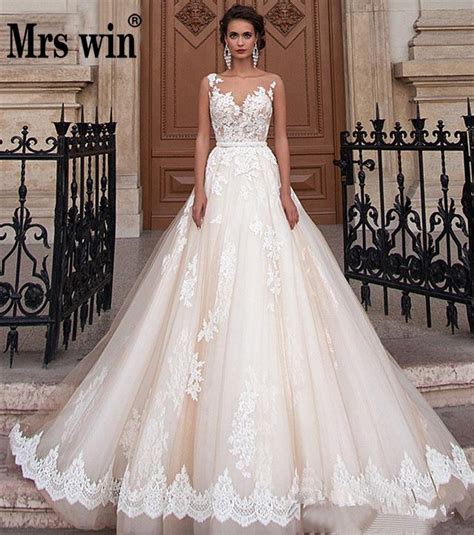 Robe De Mariee Grande Taille 2019 New Mrs Win Classic Lace Embroidery