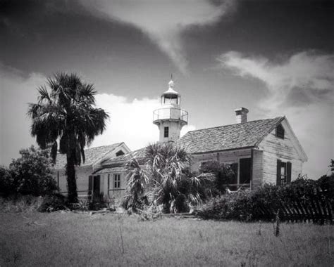 cedar key lighthouse - Sean of the South