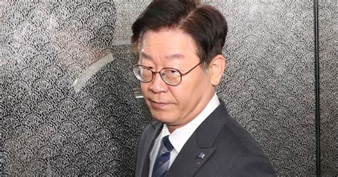 친형 강제입원 의혹 이재명 지사 전 비서실장도 기소