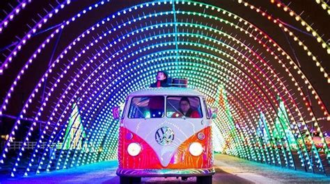 Christmas in Color Drive-Thru Light Display | Seattle Area Family Fun ...