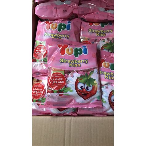 Jual Permen Yupi Strawberry Kiss 1 Bungkus 120g 120gr Merah Pink