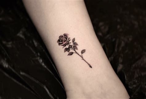 Realistic Rose Tattoo Stencil Ideas That Will Blow Your Mind