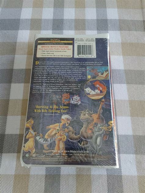 The Aristocats VHS New Sealed Gold Collection Walt Disney VHS Tapes