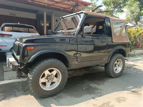 Dijual Suzuki Jimny Sierra 4x4 86 Buah Dengan Harga Rp 37 000 000