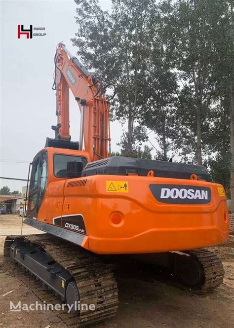 Doosan DX300 Tracked Excavator For Sale China Shanghai KD38618