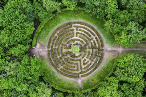 Il Labirinto Di Caterina De Medici Nei Giardini Del Castello Di