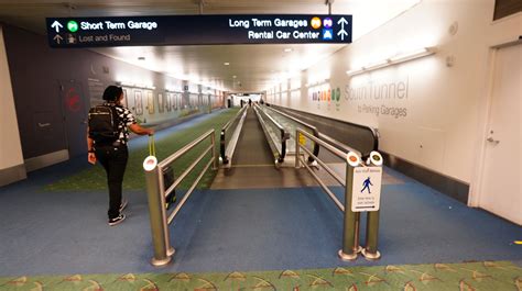 Car Rental Review: Polestar 2 Electric Sedan Hertz Car Rental Portland PDX