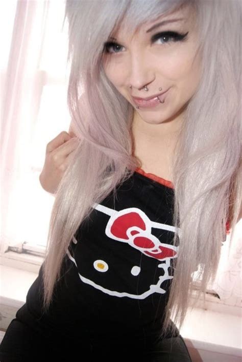 Alternative Girl Hello Kitty Piercing Scene Image 127461 On