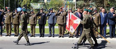 Wojew Dzkie Obchody Wi Ta Wojska Polskiego Psp Reprezentowa