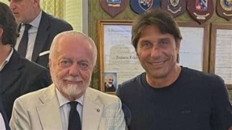 De Laurentiis Gliel Aveva Promesso Conte Festeggia Con Loro 2 Si