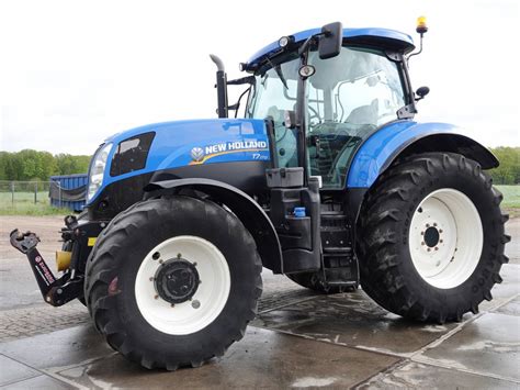 New Holland T7170 Traktor Boss Machinery