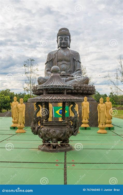 Estatua De Buda Usada Como Amuletos Del Budismo Imagen Editorial