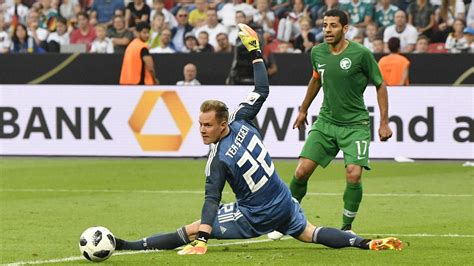 Kiper Barcelona Deklarasi Sebagai No Timnas Jerman Manuel Neuer