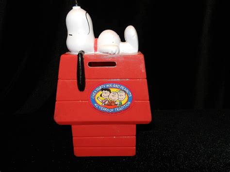 Vintage 1966 Snoopy Chex Party Mix Plastic Bank From