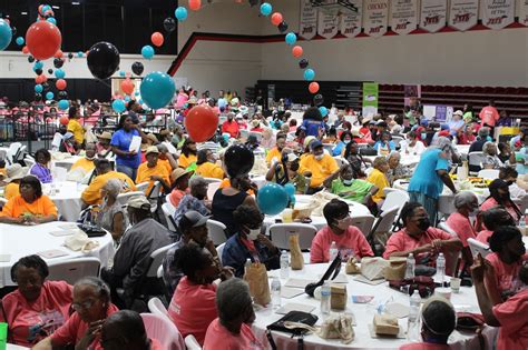 More Than 500 Attend Innovative Senior Solutions Annual Senior Fall