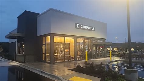 Chipotle Mexican Grill | 855 W Paradise Dr, West Bend, WI 53095, USA